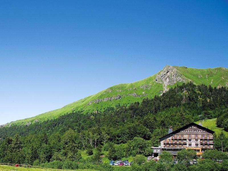 Hotel Du Puy Ferrand , Restaurant La Table De L'Ours Le Mont-Dore Buitenkant foto